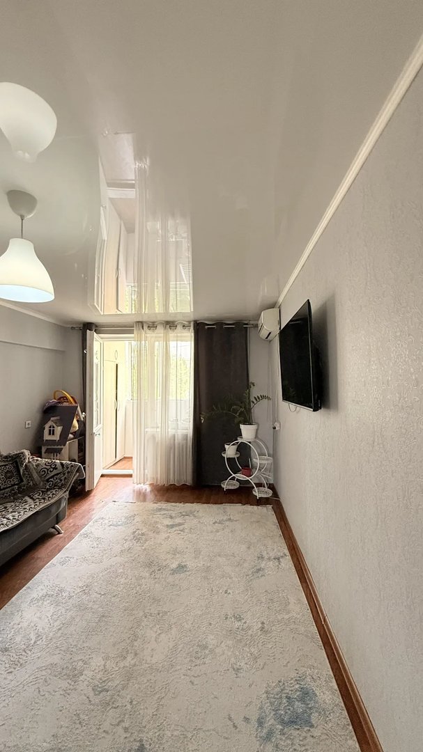 2 комнаты, 52 м², Индивидуалка, 4 этаж, Старый ремонт