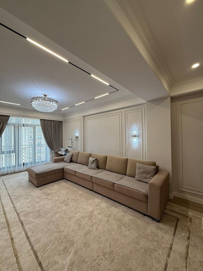 3 комнаты, 112 м², Элитка, 12 этаж, Евроремонт